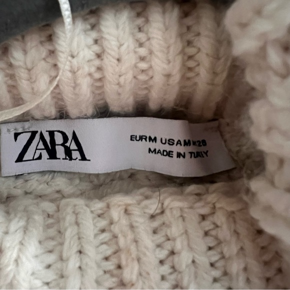 Zara Sweater - Picture 3 of 3